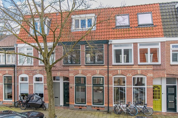 Verkocht onder voorbehoud: Dr. Leijdsstraat 18, 2021RJ Haarlem